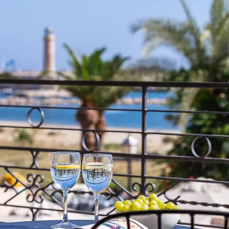 Chryssi 01, Stylish Seaside Spot In The Heart Of העיירה רתימנו