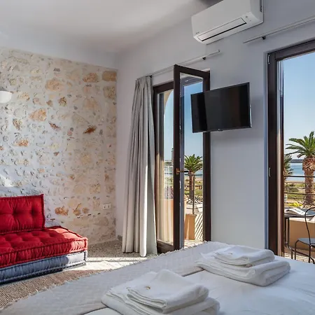 Chryssi 01, Stylish Seaside Spot In The Heart Of